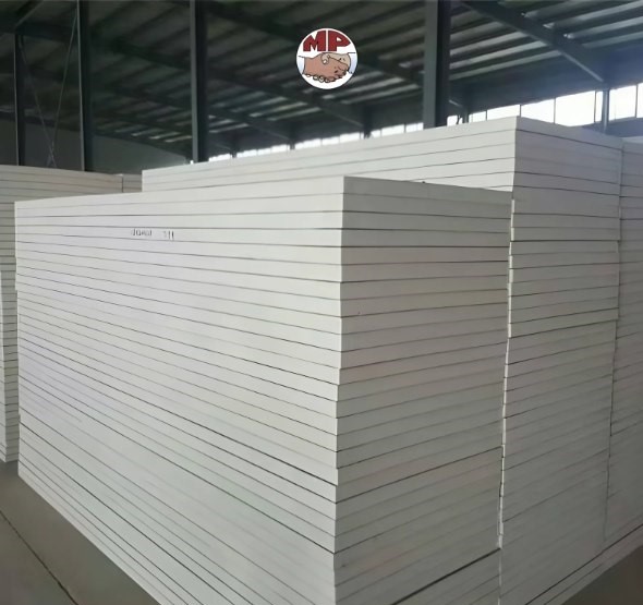 Tấm mút cách nhiệt